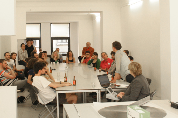 rosabrux_marie_reinert Marie Reinert Rosa Brux Performance "M année zéro" 5_5