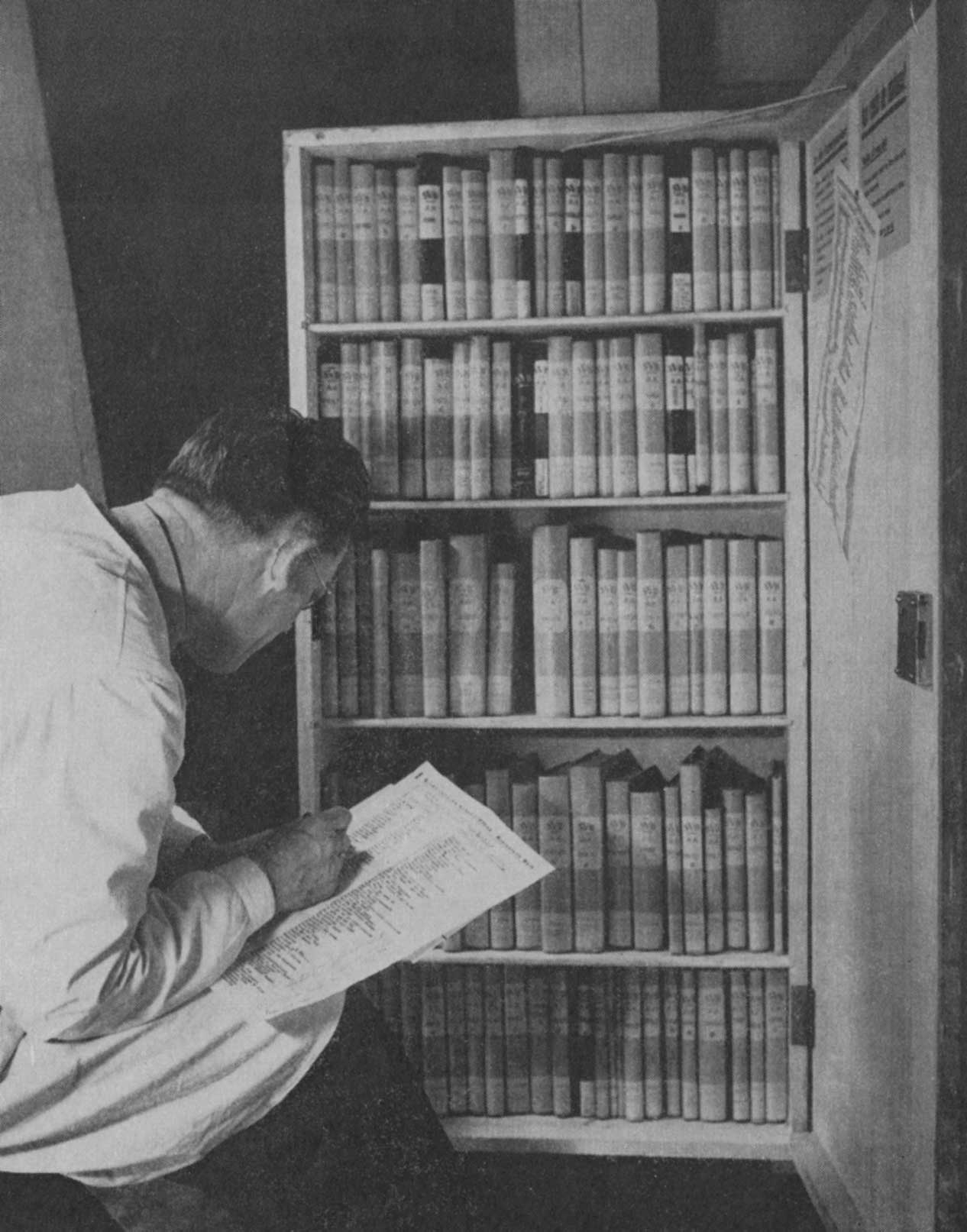 boites_livres_ouverte-photo-Hans-Steiner_wanderbibliothek_rosa_brux